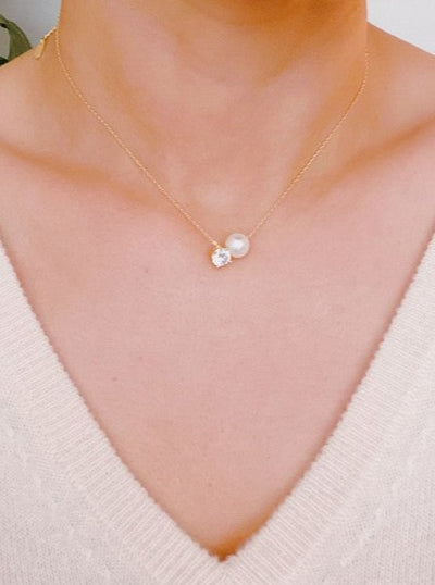 Single Pearl And Diamond Necklace