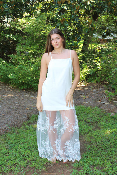 Veronica Linen Maxi Dress